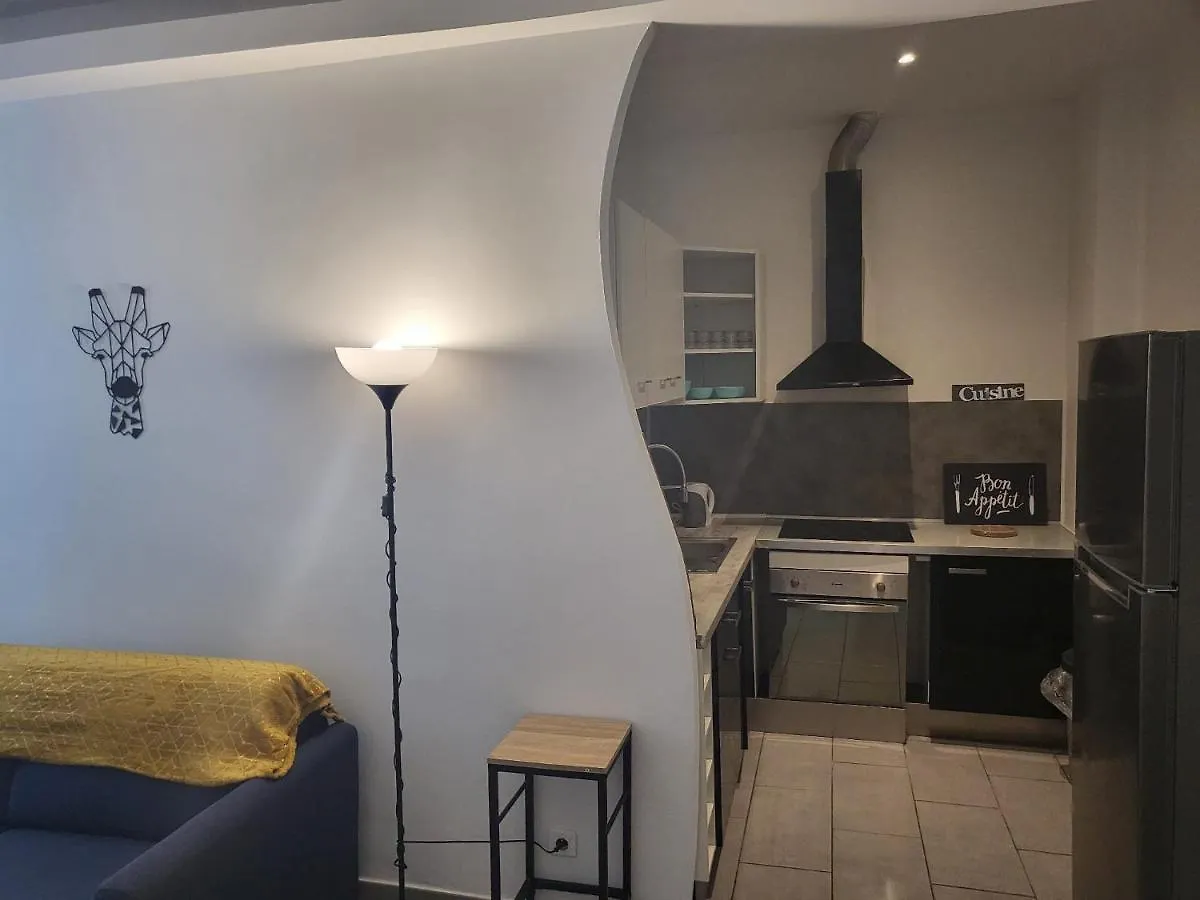 Apartment Joli Appart A 3' Du Port Et 10' De La Plage La Seyne-sur-Mer